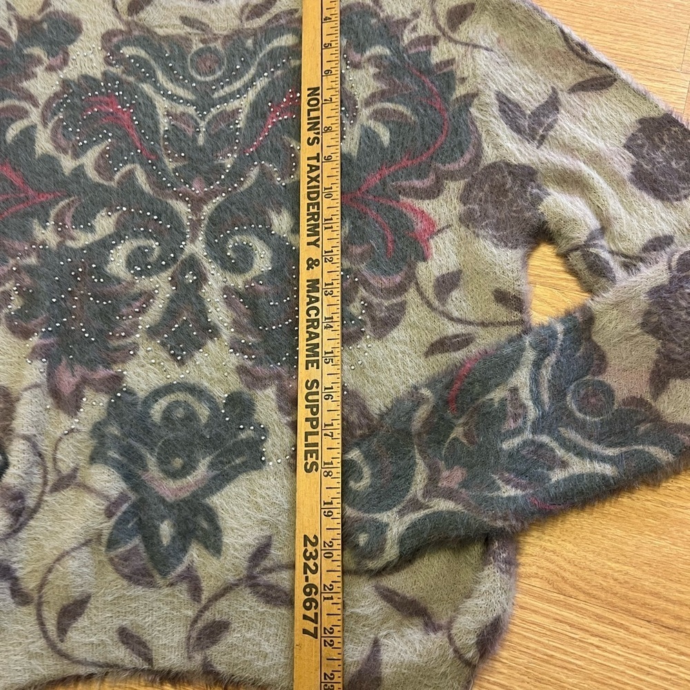 Simply Couture Soft Floral Patterned with Silver Details Sweater  Sz S - Picture 4 of 6